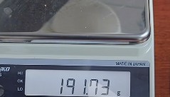 小金体育官方网站-广东一男子用SIM卡炼出近200克黄金，价值21万元